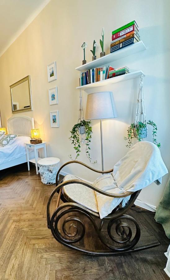 The Spot With Green Chair - Cozy Space Near Danube Budapešť Exteriér fotografie
